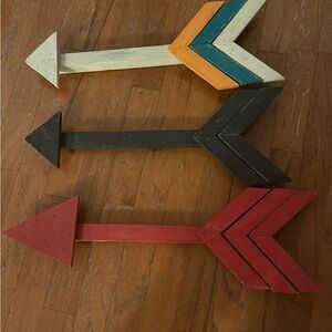 Rustic Arrow Wall Decor Set - Red, Black, White, and Orange